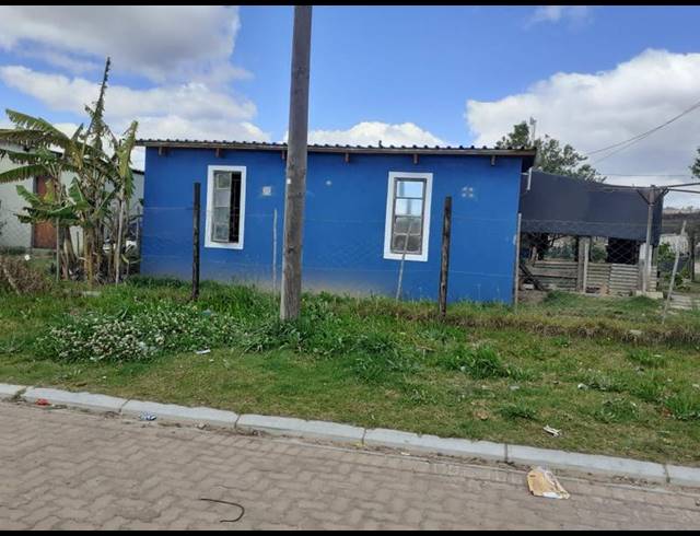 3 BEDROOM HOUSE FOR SALE IN THERONVILLE